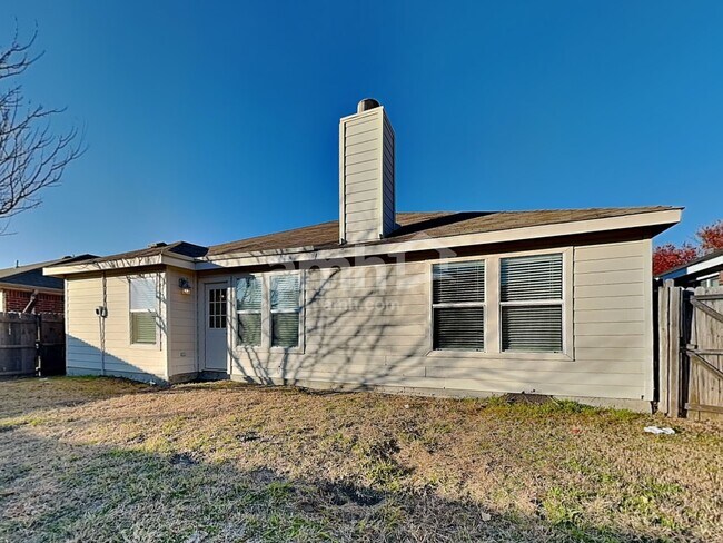 Building Photo - 2012 Cone Flower Dr