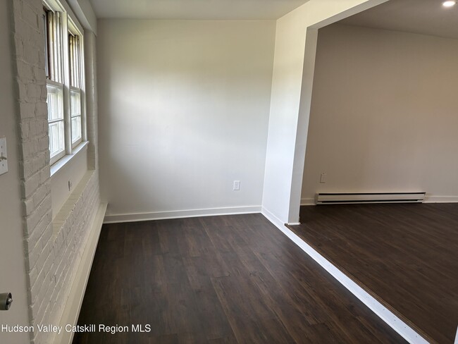 Building Photo - 103-105-105 Flatbush Camp Rd