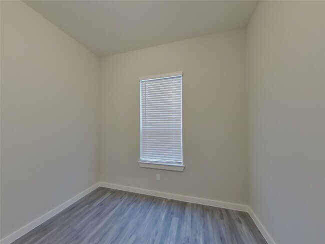Building Photo - 22633 Terrazzo Dr