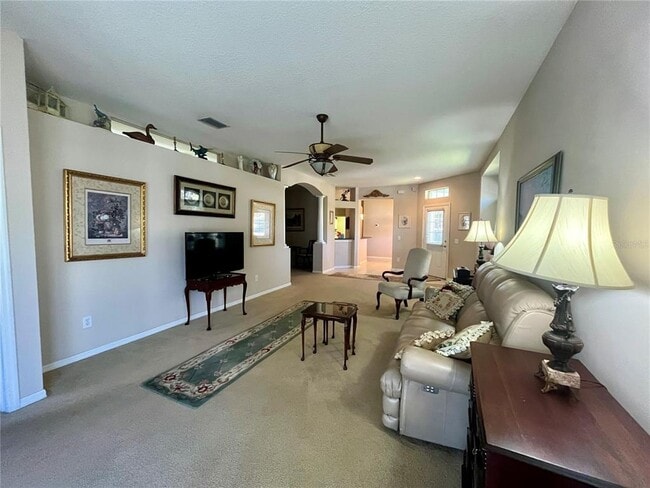 Building Photo - 6040 Sandhill Ridge Dr