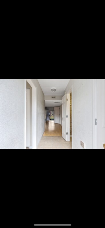 Building Photo - 8880 Old Kings Rd S