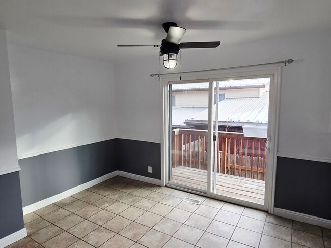 Building Photo - 1968 E 5850 S