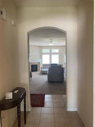Building Photo - 14123 Curry Creek Ln