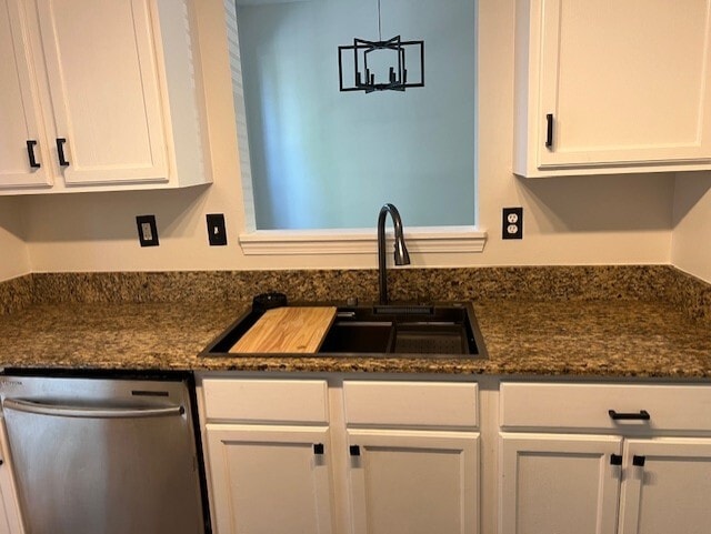 Building Photo - 5895 Terremont Cir