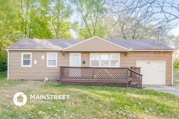 Primary Photo - 1103 Skyline Dr