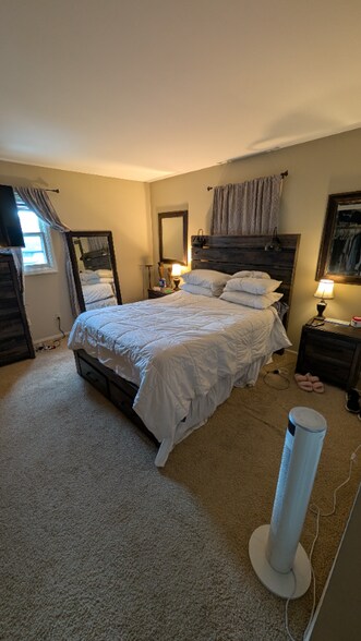 Building Photo - 4670 Merrifield Pl