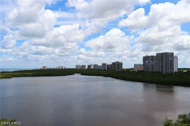 Building Photo - 60 Seagate Dr