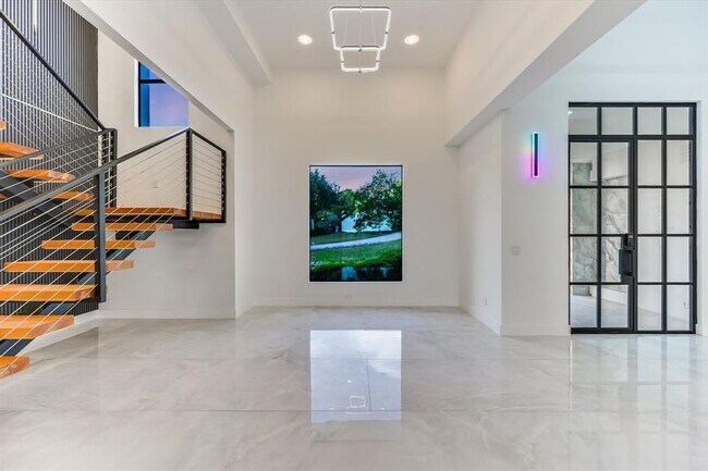Building Photo - 9409 Bell Mountain Dr