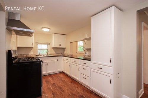 Building Photo - 5101 Hardy-