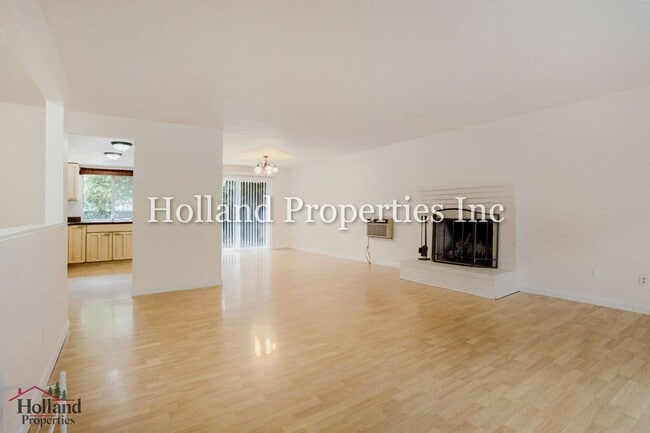 Building Photo - 13178 SW Tamera Ln
