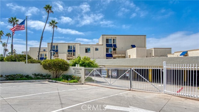 Building Photo - 711 Pacific Coast Hwy