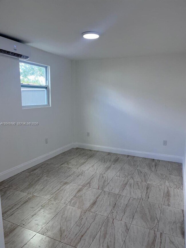 Building Photo - 50 NW 68th Ct