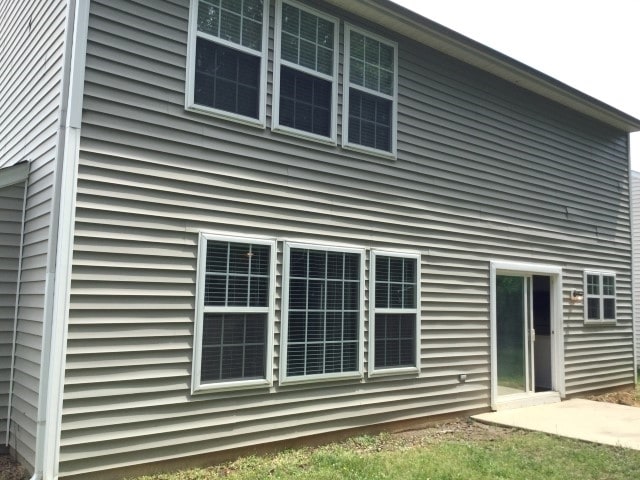 Building Photo - 2912 Hayling Dr