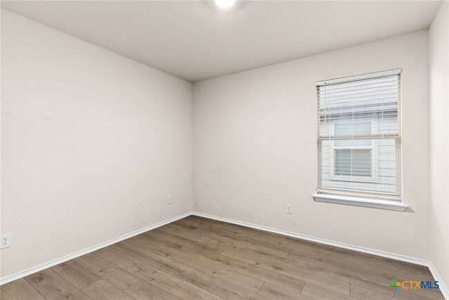 Building Photo - 9506 Murandy Dr