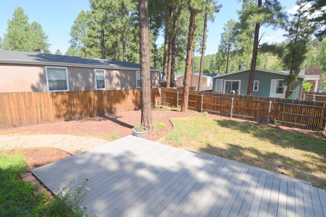 Building Photo - Charming 3BR/2BA Home with Spacious Backyard – Available June 1st!