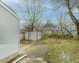 Building Photo - 3-Bed, 3-Bath in New Brunswick – Your Perfect Retreat!"