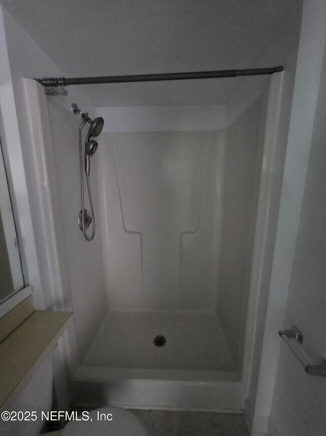 Building Photo - 1301 W Defender Ct