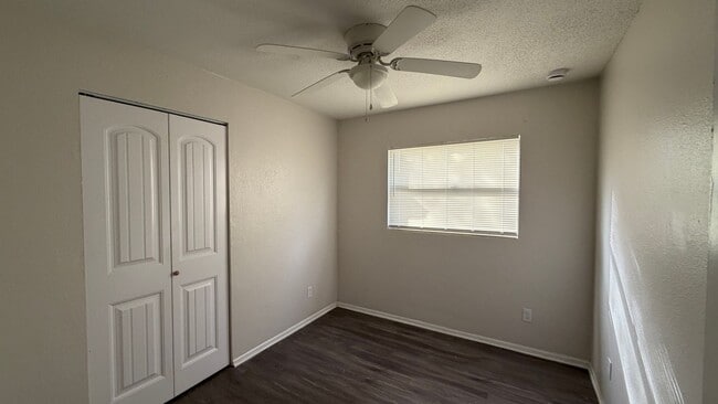 Building Photo - Cute 3Bed/1Bath Home with Carport and Large Yard in Conway Acres