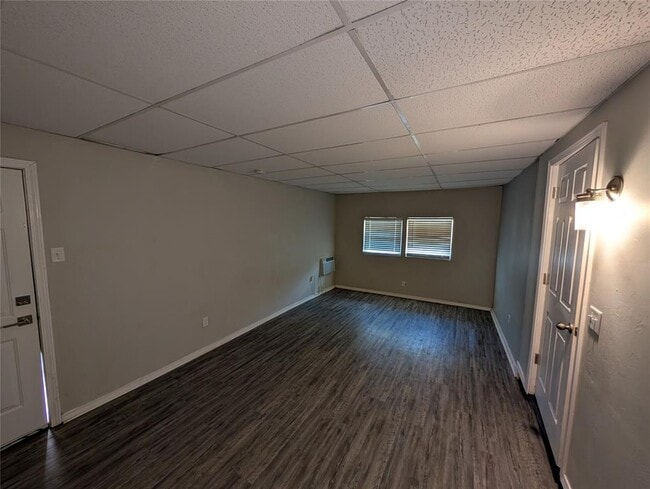 Building Photo - 1614 Iowa St