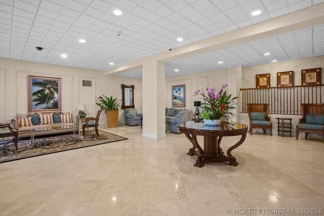 Building Photo - 2100 S Ocean Dr
