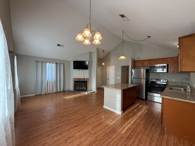 Building Photo - 4705 Candell Ct