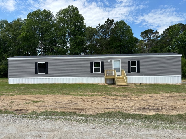 Building Photo - 2043 Southern Crest Dr