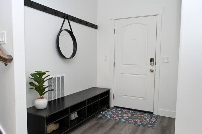 Building Photo - 451 S 1440 E