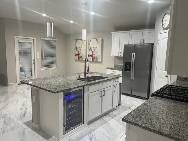 Building Photo - 22623 Theodoli Dr