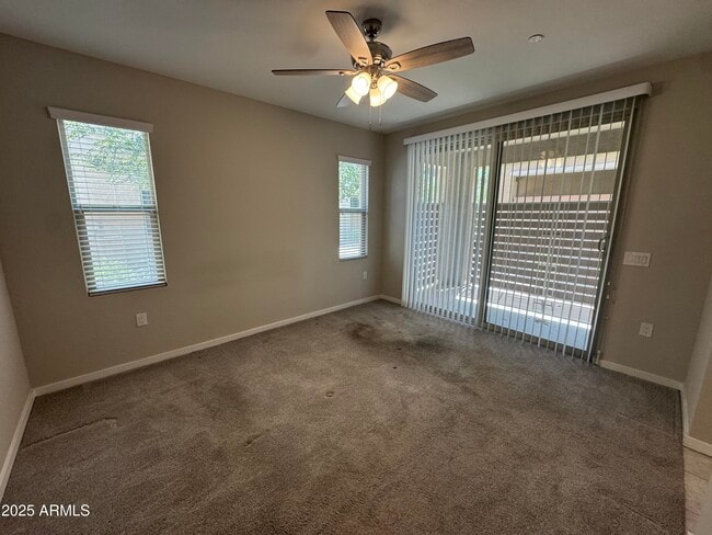 Building Photo - 775 E Furness Dr