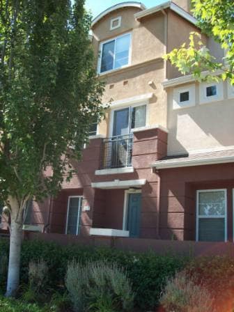 Primary Photo - Nor Cal Realty, Inc. - 2 bedroom, 2.5 bath townhouse with 2 car garage