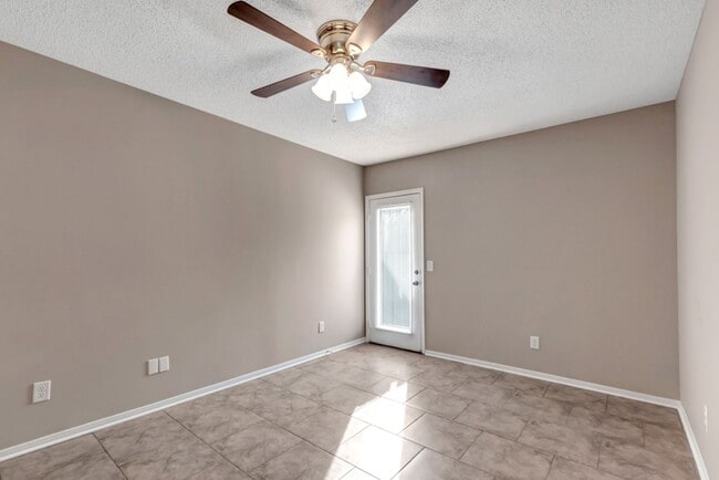 Building Photo - Newly Renovated Units in Killen, AL