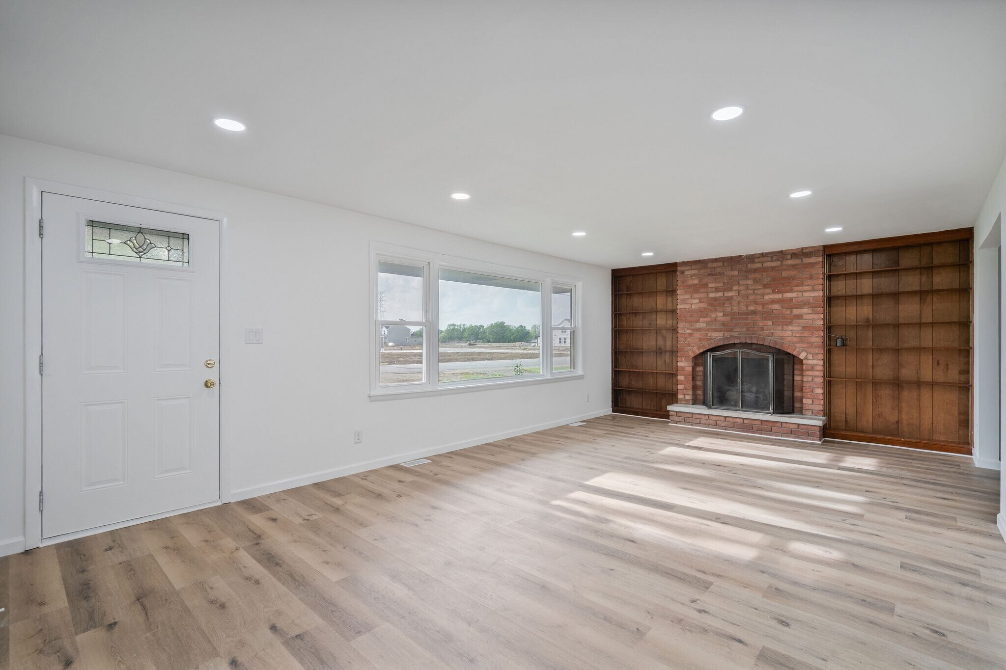 Building Photo - 3706 S Park Rd