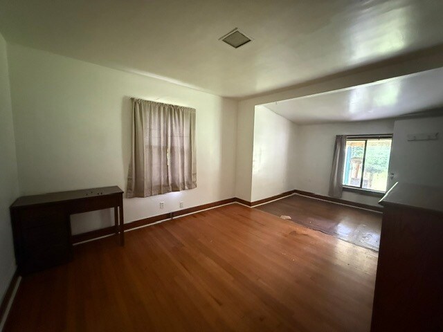 Building Photo - 506 Greenwood Ave