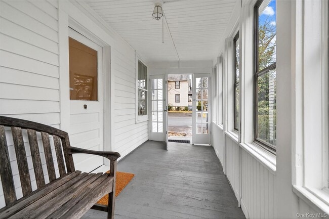 Building Photo - 27 Algernon St