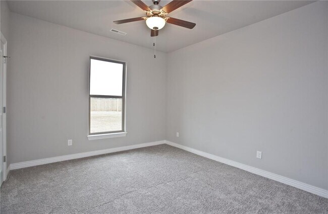 Building Photo - 1004 Taylor