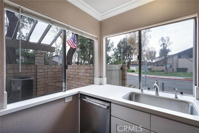 Building Photo - 1740 N Willow Woods Dr