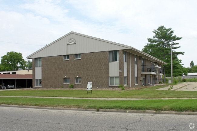 Primary Photo - 739-745 Lincoln Ave