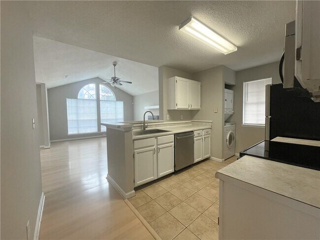 Building Photo - 1107 Sandy Ln Dr