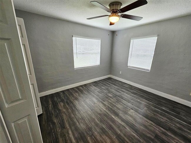 Building Photo - 4803 Roush Ave