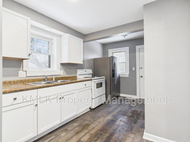 Building Photo - 754 Arcadia Ave