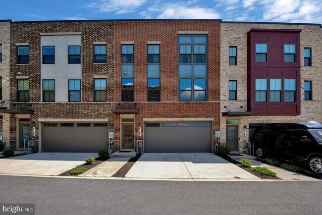 Building Photo - 4748 Towne Park Rd