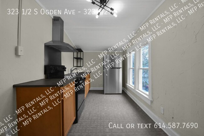 Building Photo - 323 1/2 S Ogden Ave