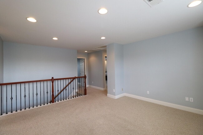Building Photo - 417 Courchelle Dr