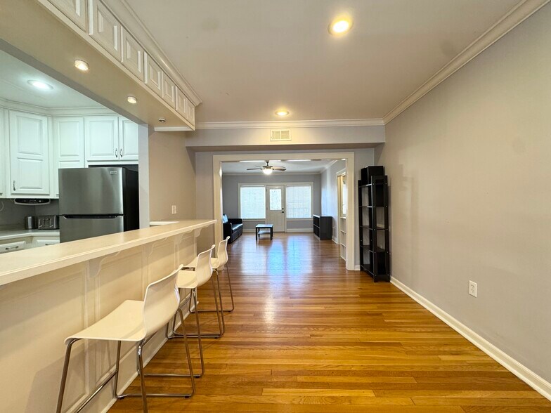 Building Photo - 4436 Mill Creek Pky