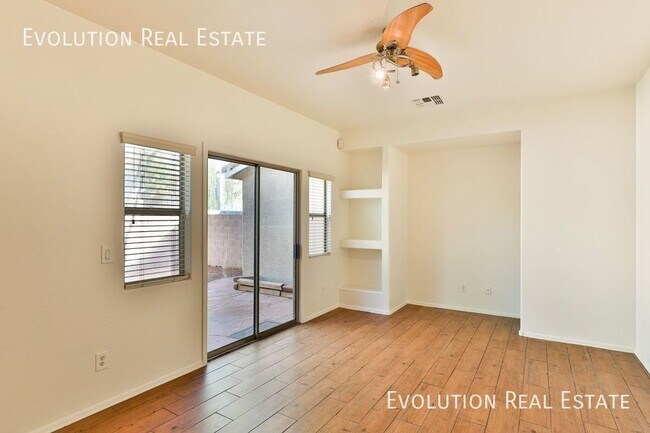 Building Photo - MOVE IN READY! 4 Bedroom Home in La Aldea