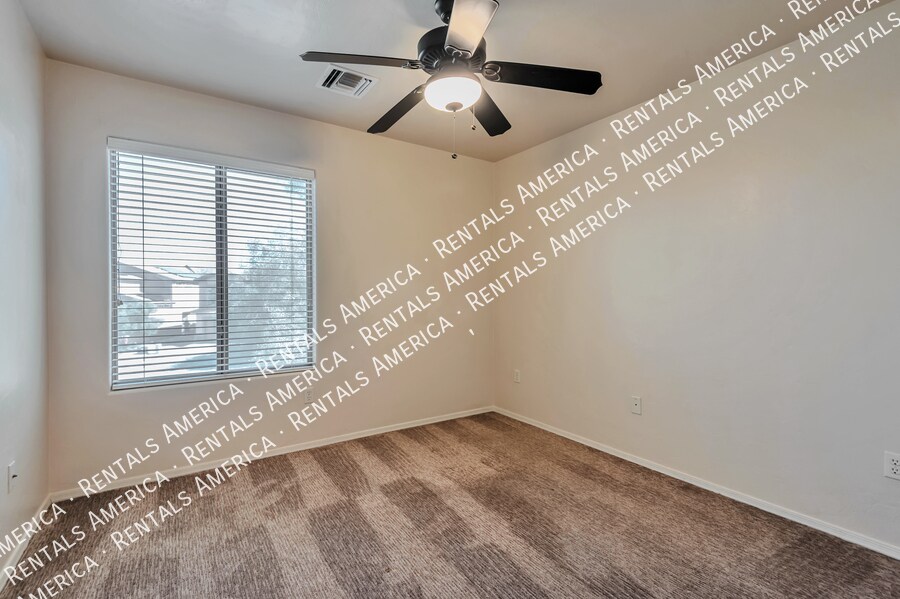 Building Photo - 8261 N Converse Ct