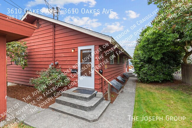 Building Photo - 3610 Oakes Ave