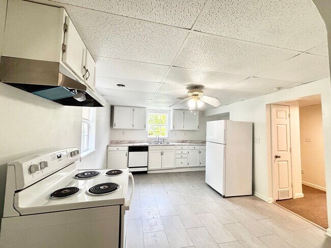 Building Photo - 507 Gaskill Ave