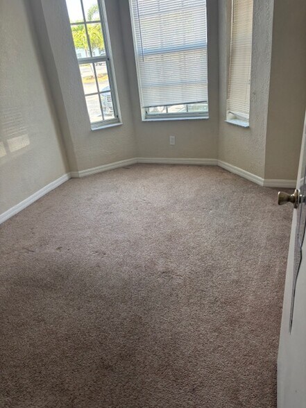 Building Photo - 8326 Bernwood Cove Loop