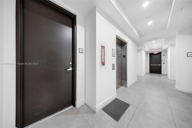 Building Photo - 3265 Bird Ave